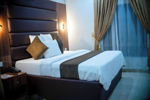 Rockview Royal 3